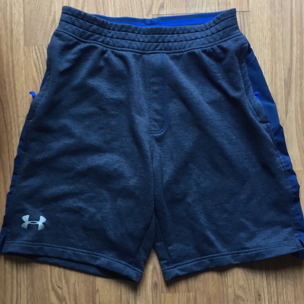 Under Armour Shorts with zipper pockets